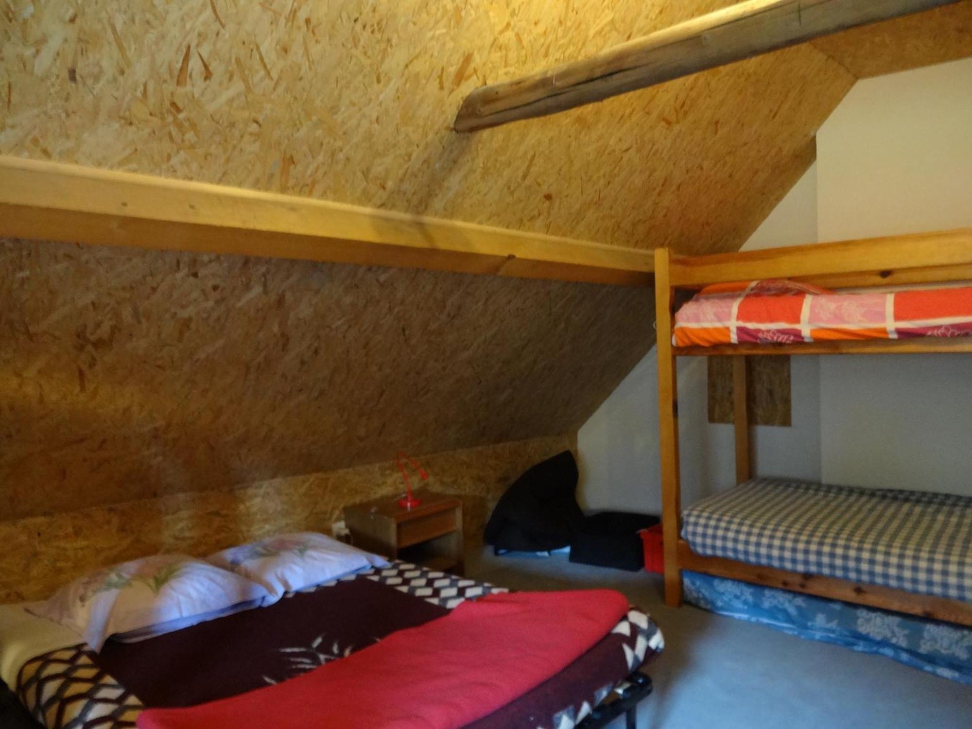 Auberge La Bergerie Sainte-Marie-de-Campan Rom bilde